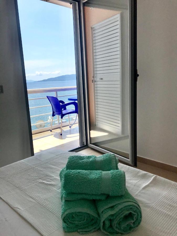SarandëAmazing View公寓 外观 照片